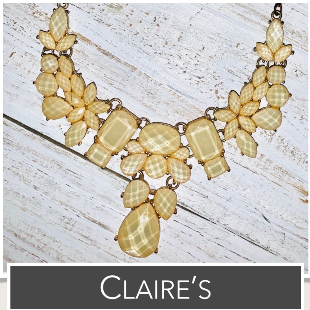 Claire’s Jewelry Set Necklace & Earrings Ivory~Vanilla Stones - Picture 13 of 14